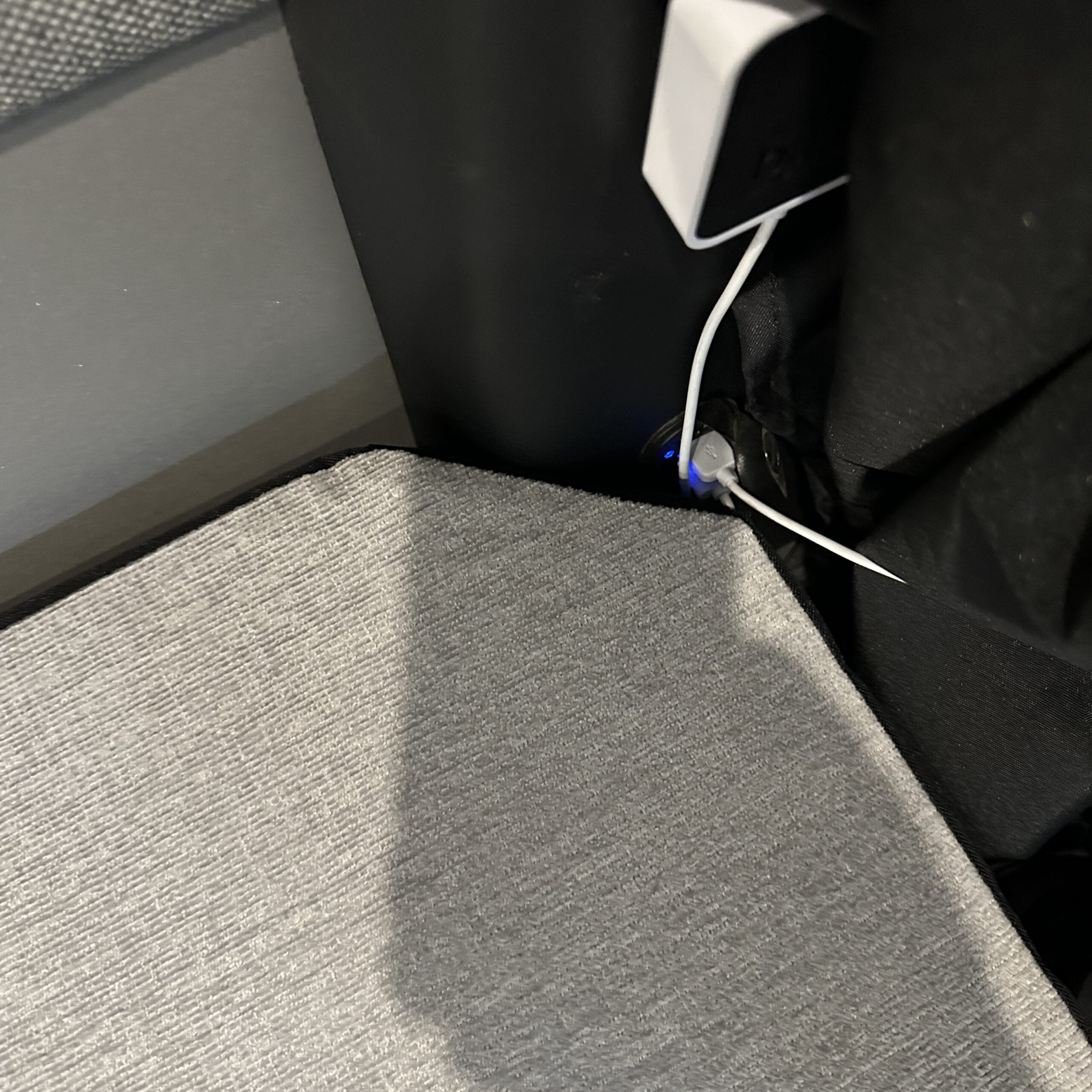 Canyon Adventure Vans Groove Lounge Mattress Topper for the Storyteller