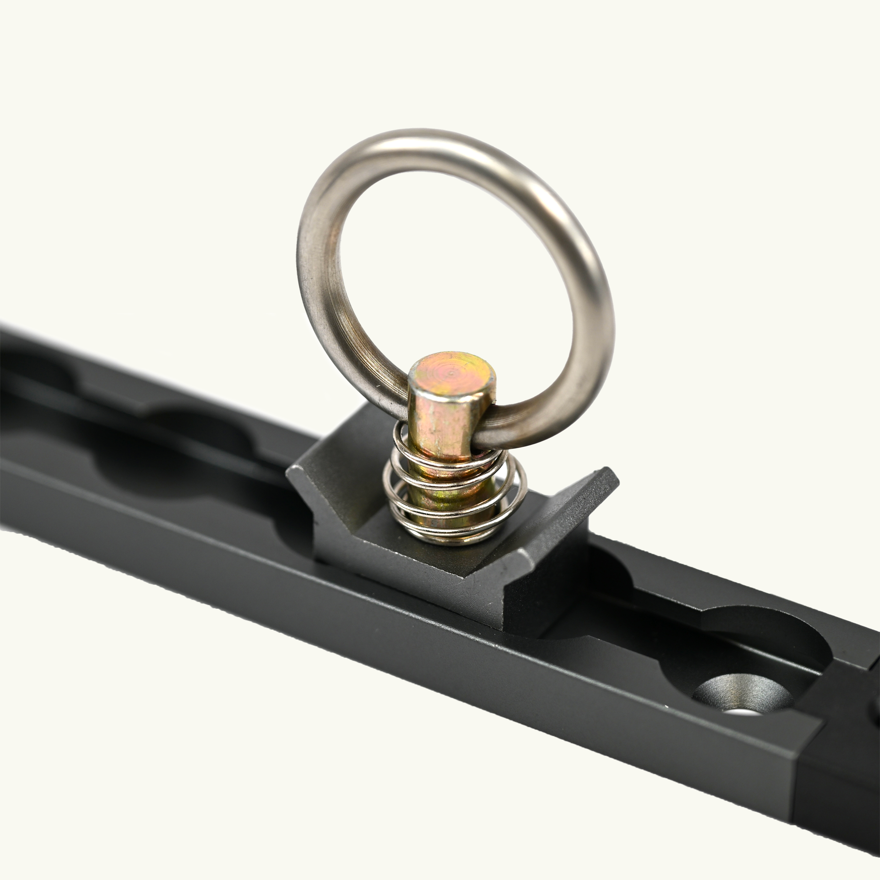 VanEssential Venture L-Track Adjustable Single Stud with Stainless Steel Ring (4 Pack)