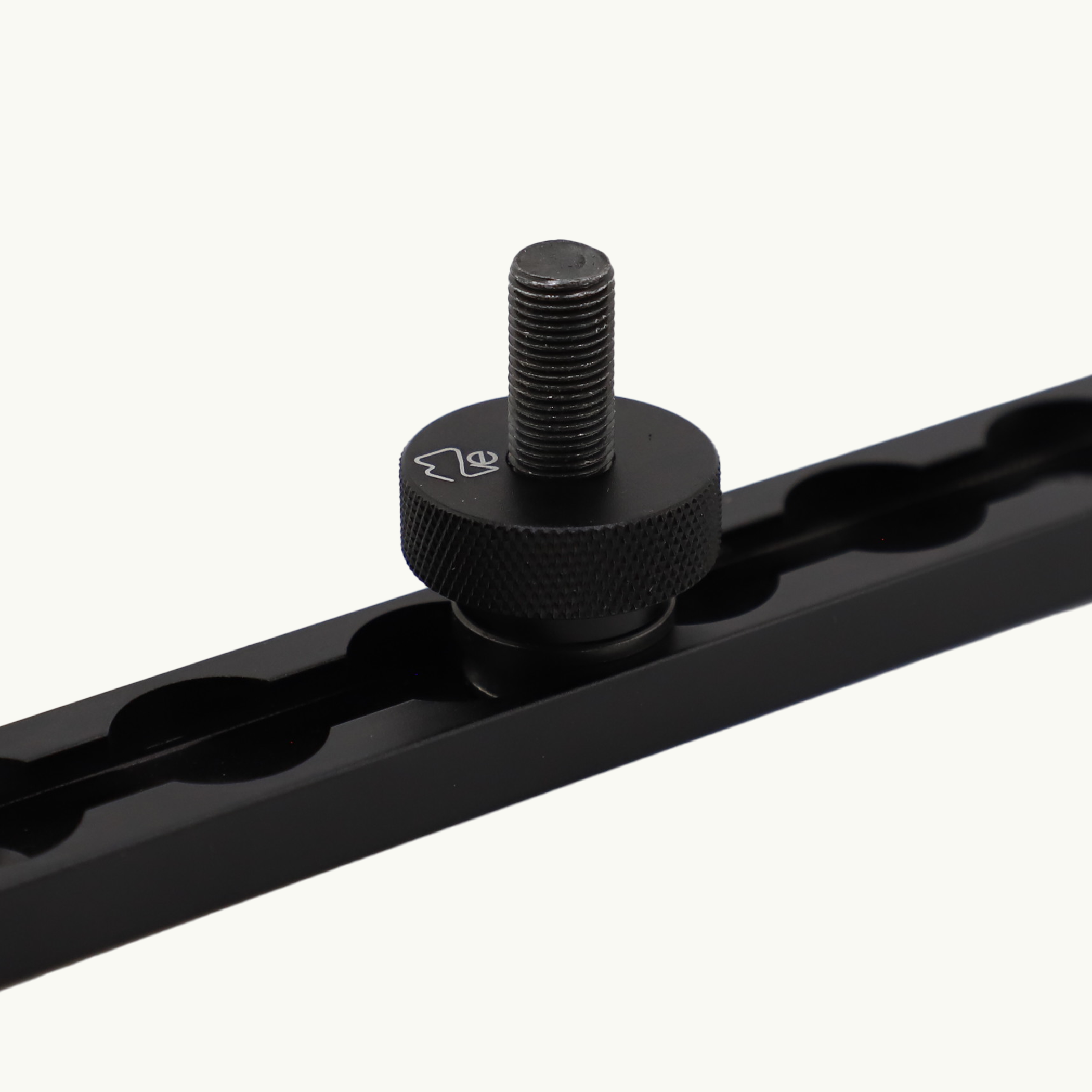 VanEssential Venture L-Track M8 Aluminum Knob (2 Pack)