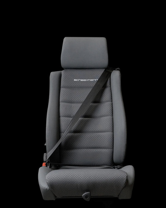 Scheel-Mann Vario F with Integrated Seatbelt