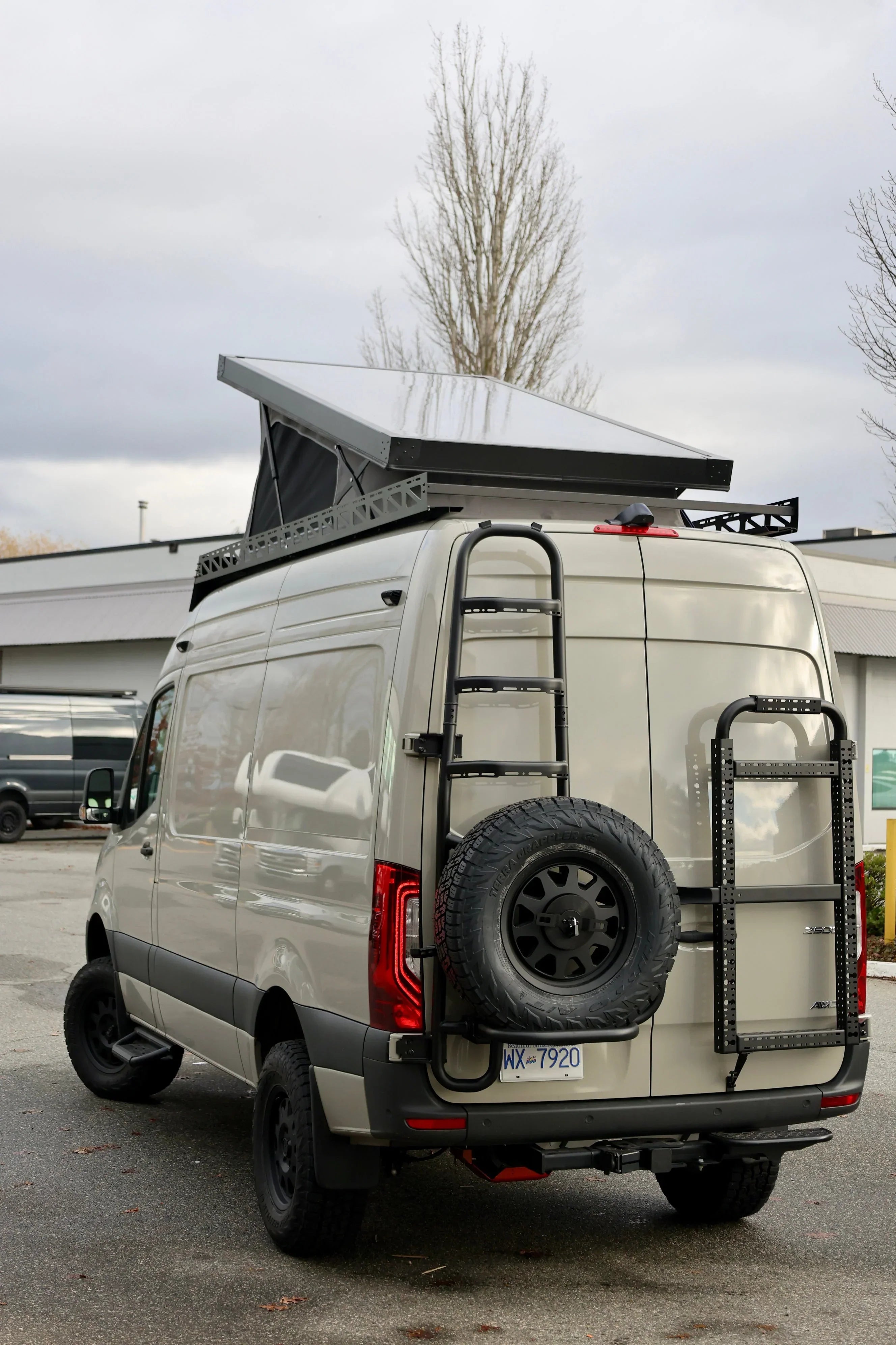 RoamlabX Carbon Fiber Roof Top Tent - 2007+ Mercedes Sprinter 144"