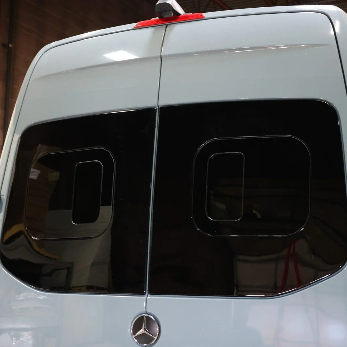Flarespace Rear Window Vent - Van Land