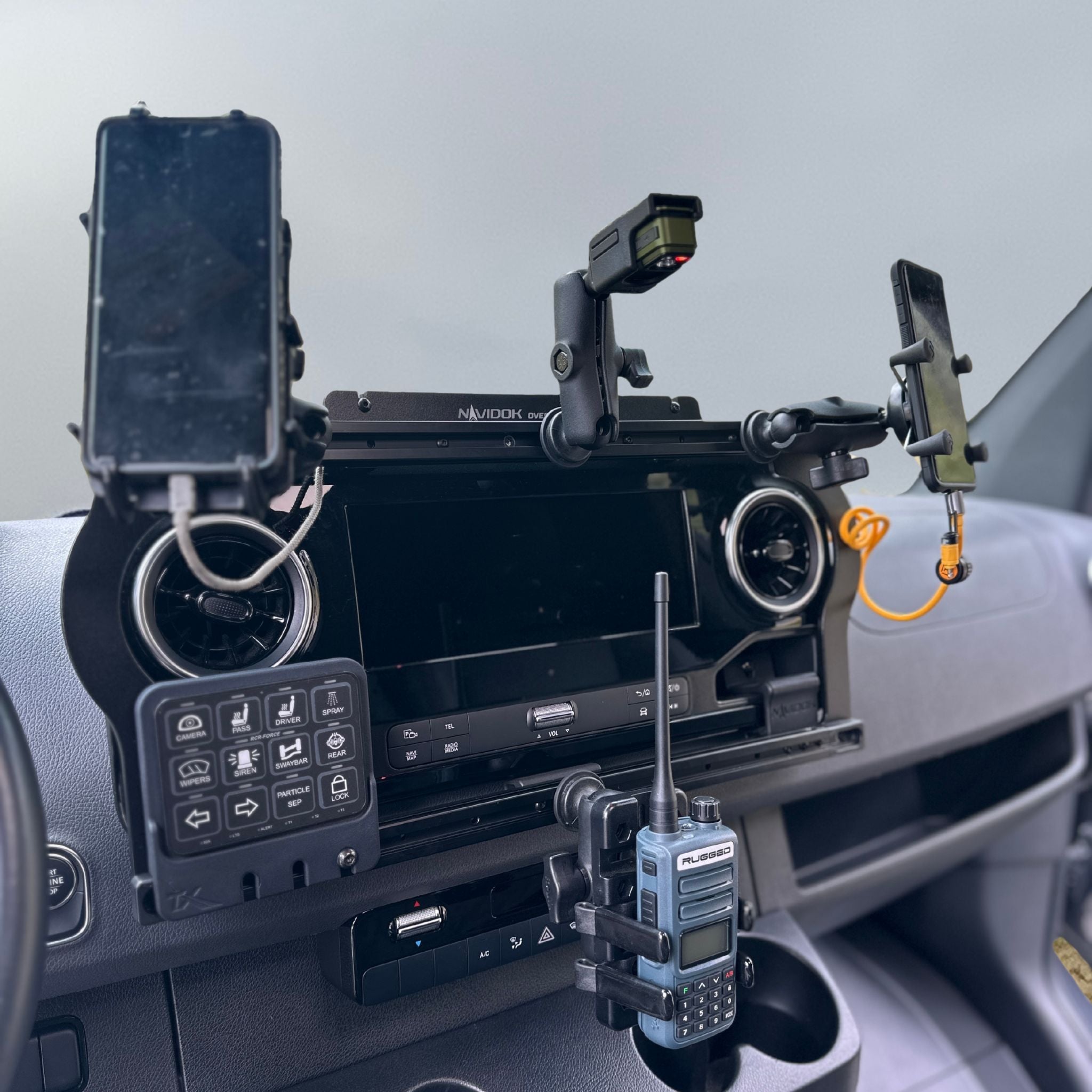 Terra X NAVIDOK Overlander X - No Drill - Dash Mount for Mercedes Sprinter