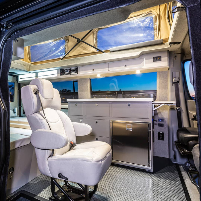 CVC 22” Super VIP Captain Seat - Pedestal Base