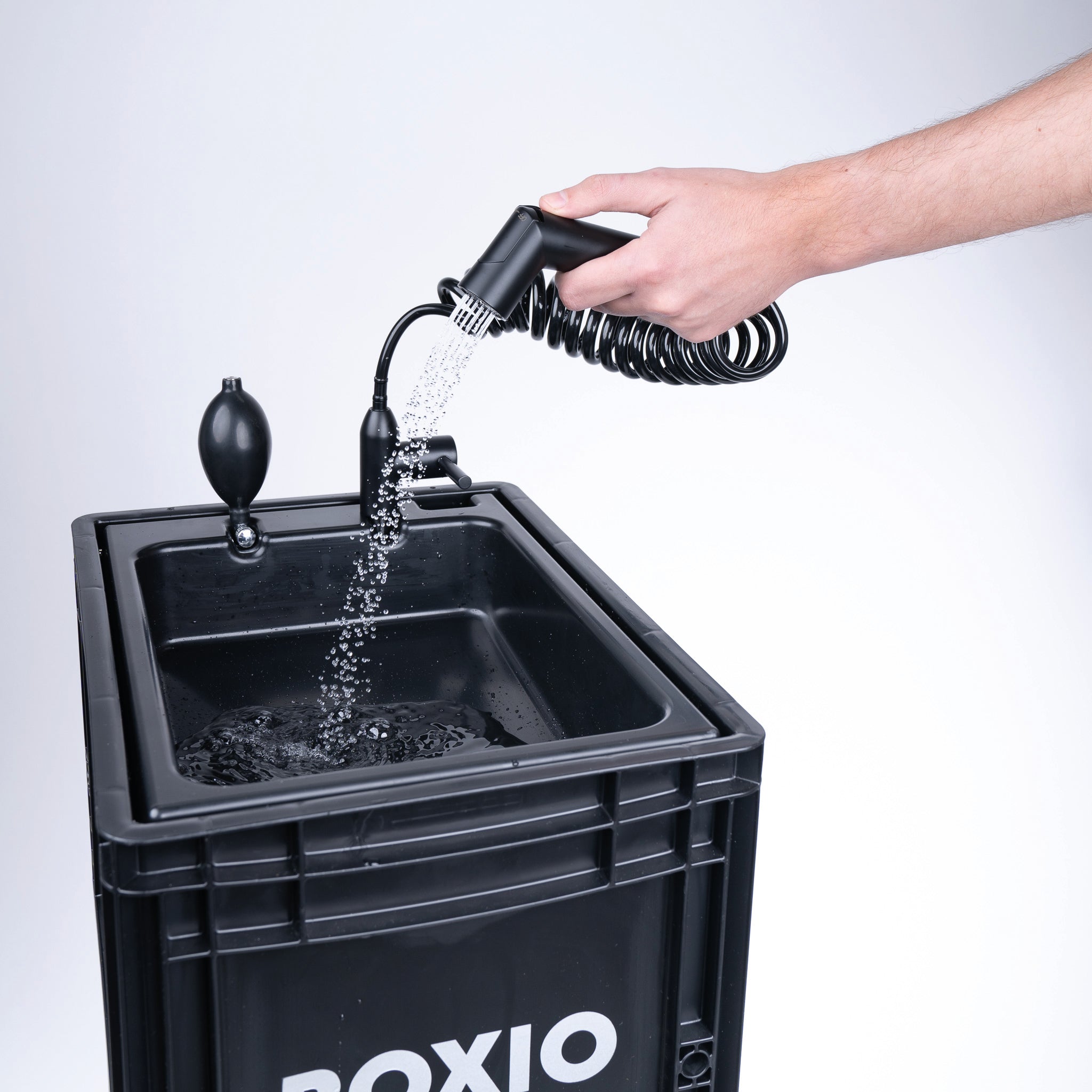 Boxio Wash Plus Portable Sink Starter Set