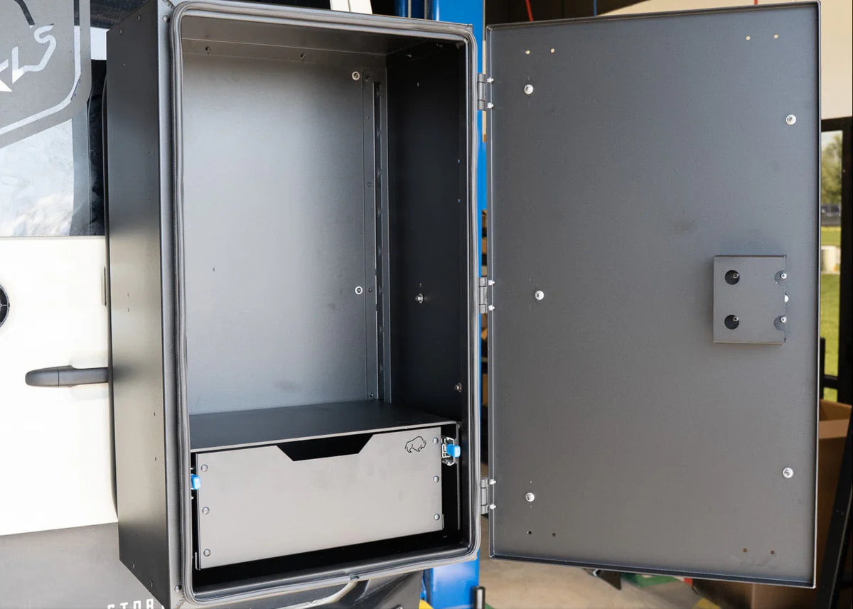 ROAMBUILT Trail Box