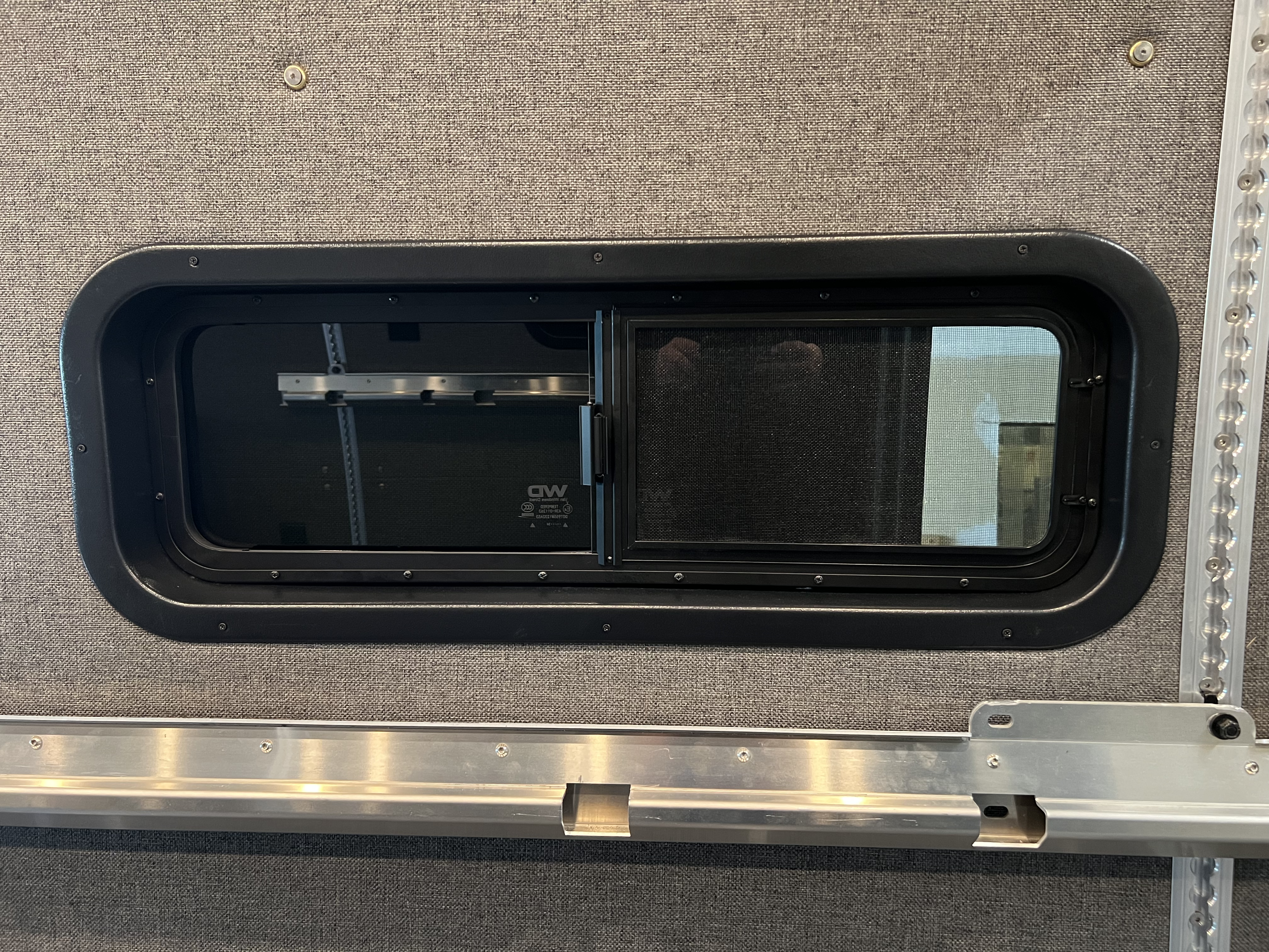 GoCode Ford Transit Rear Half-Slider Window Trim Ring