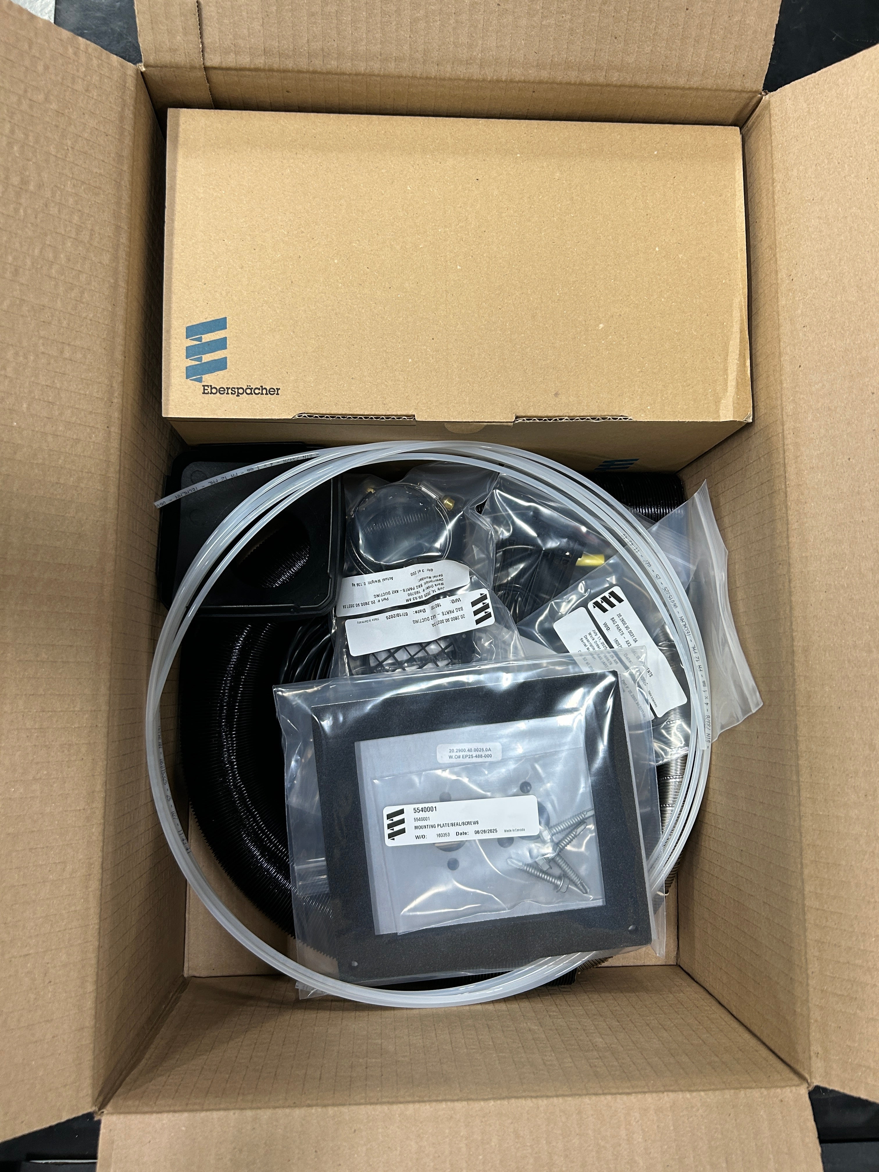 Espar Airtronic AS3-B2L Air Heater with Ford Transit Install Kit (Gas)