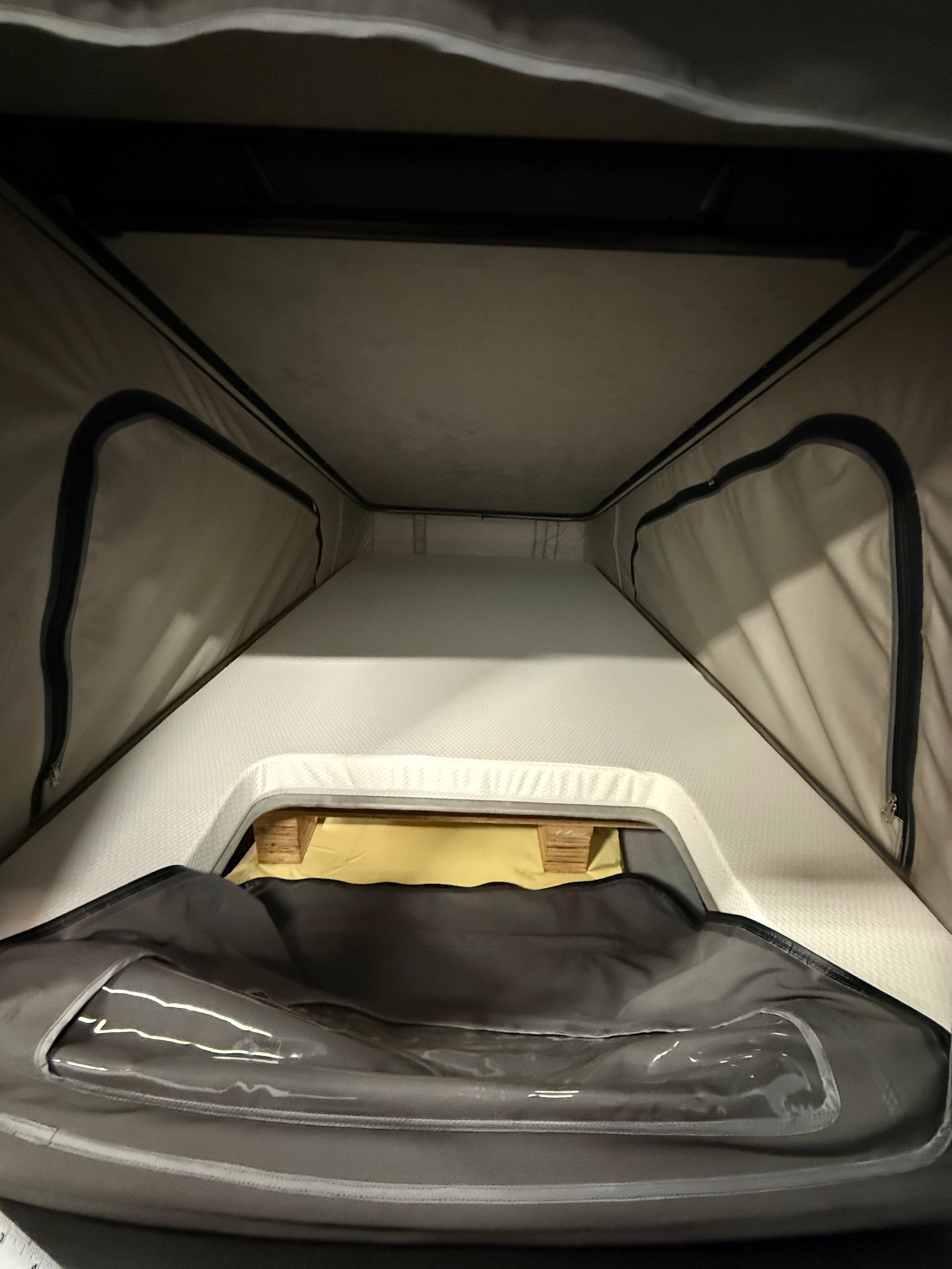 RoamlabX Carbon Fiber Roof Top Tent - 2007+ Mercedes Sprinter 170"