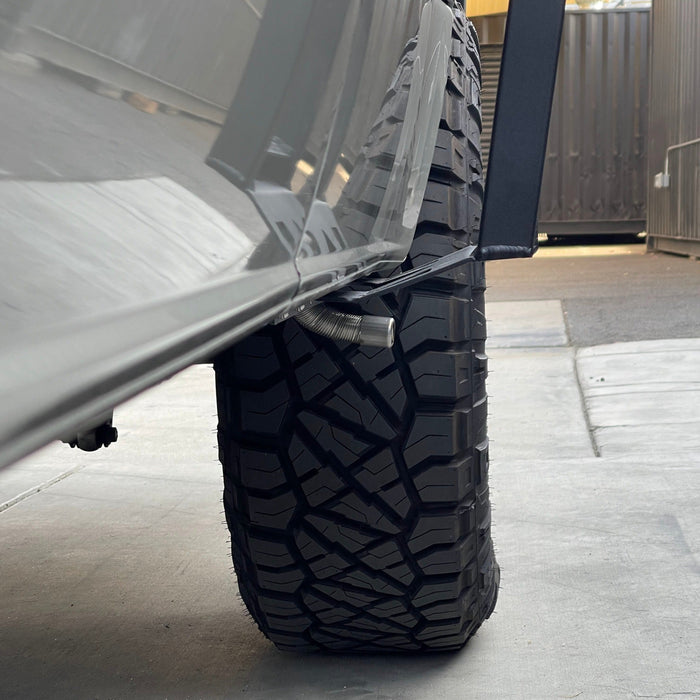 RB Components 2007+ Sprinter Van Side Ladder Fender Fit