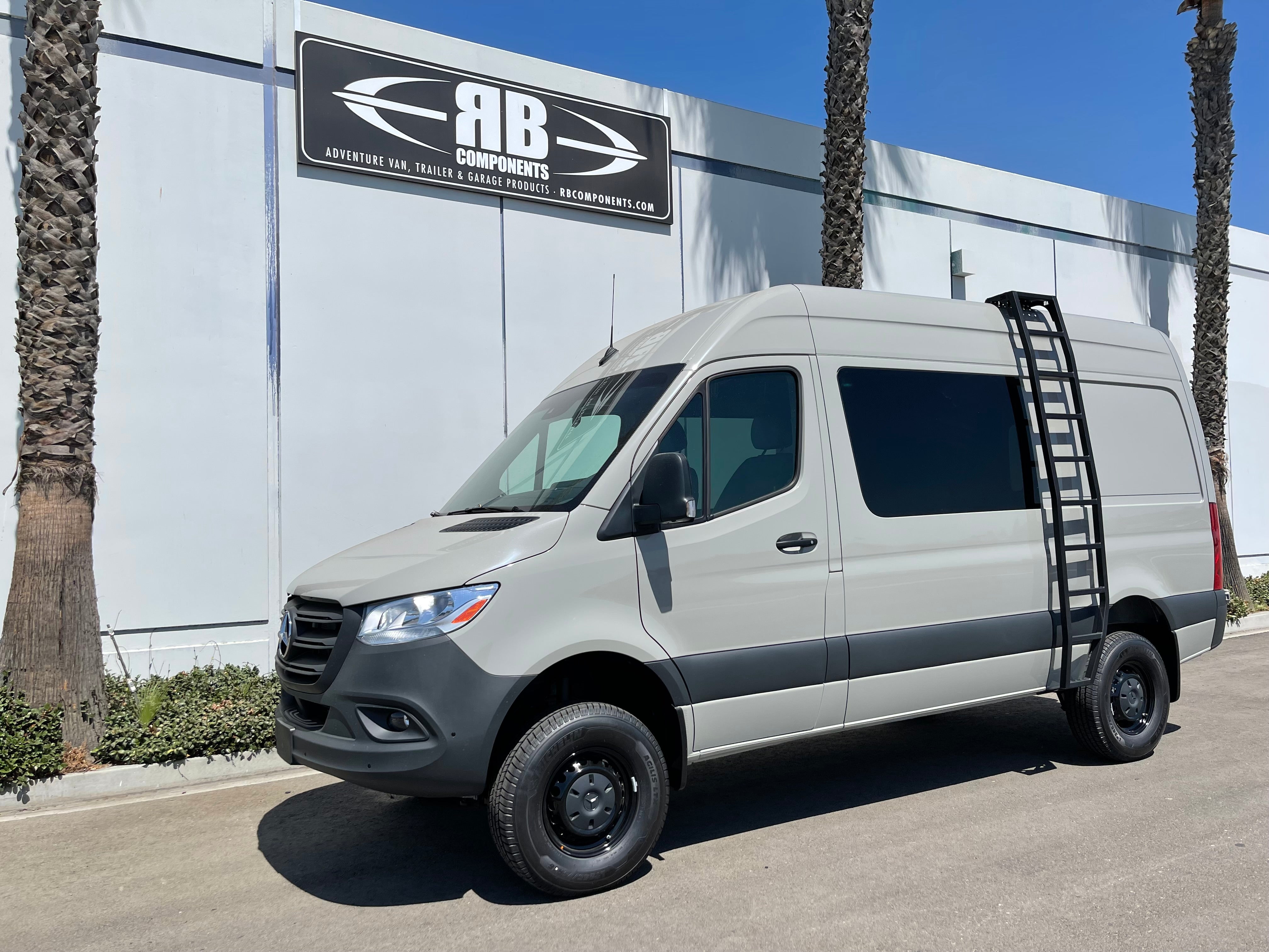 RB Components 2007+ Sprinter Van Side Ladder Fender Fit