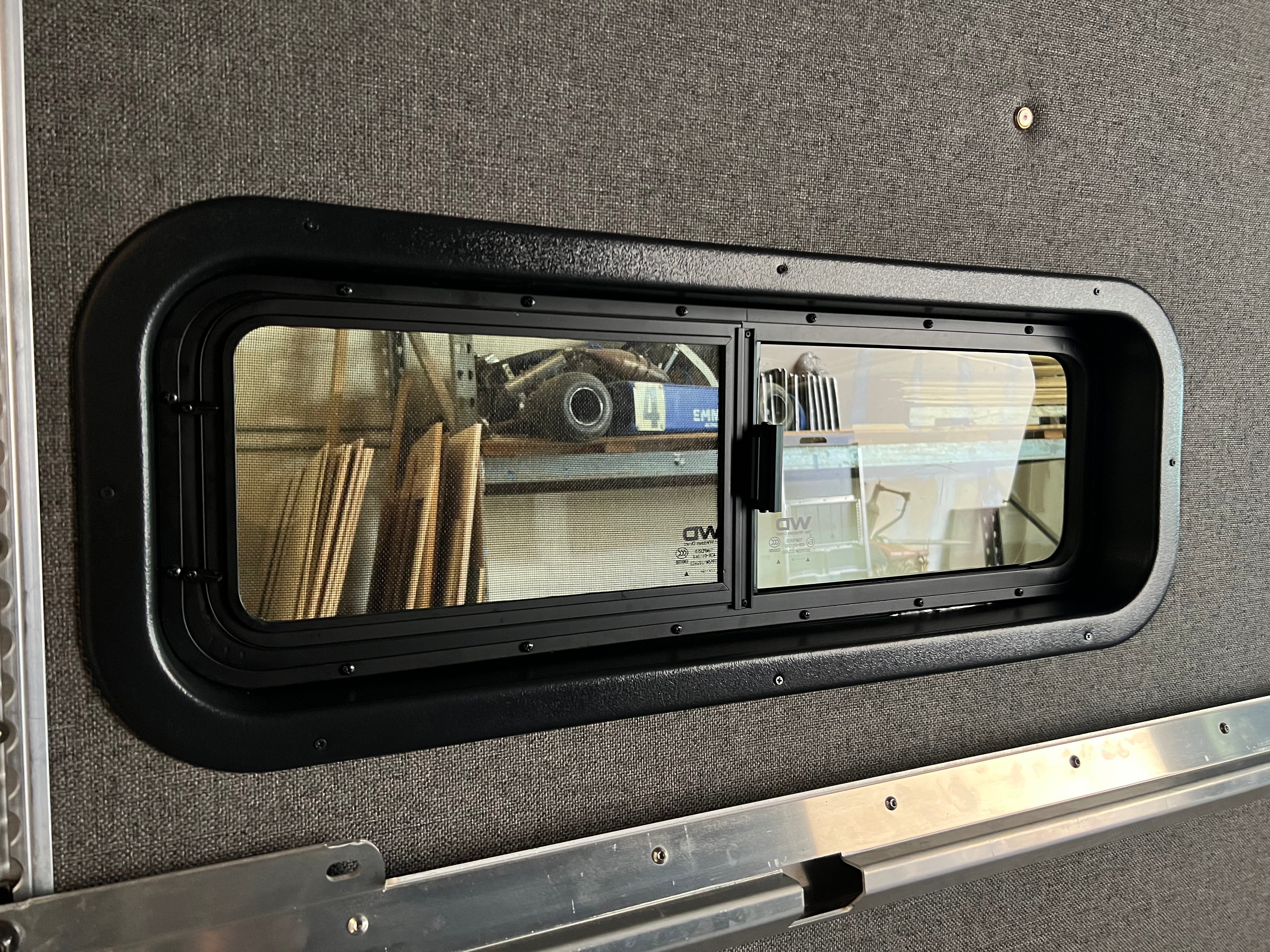 GoCode Mercedes Sprinter Rear Half-Slider Window Trim Ring