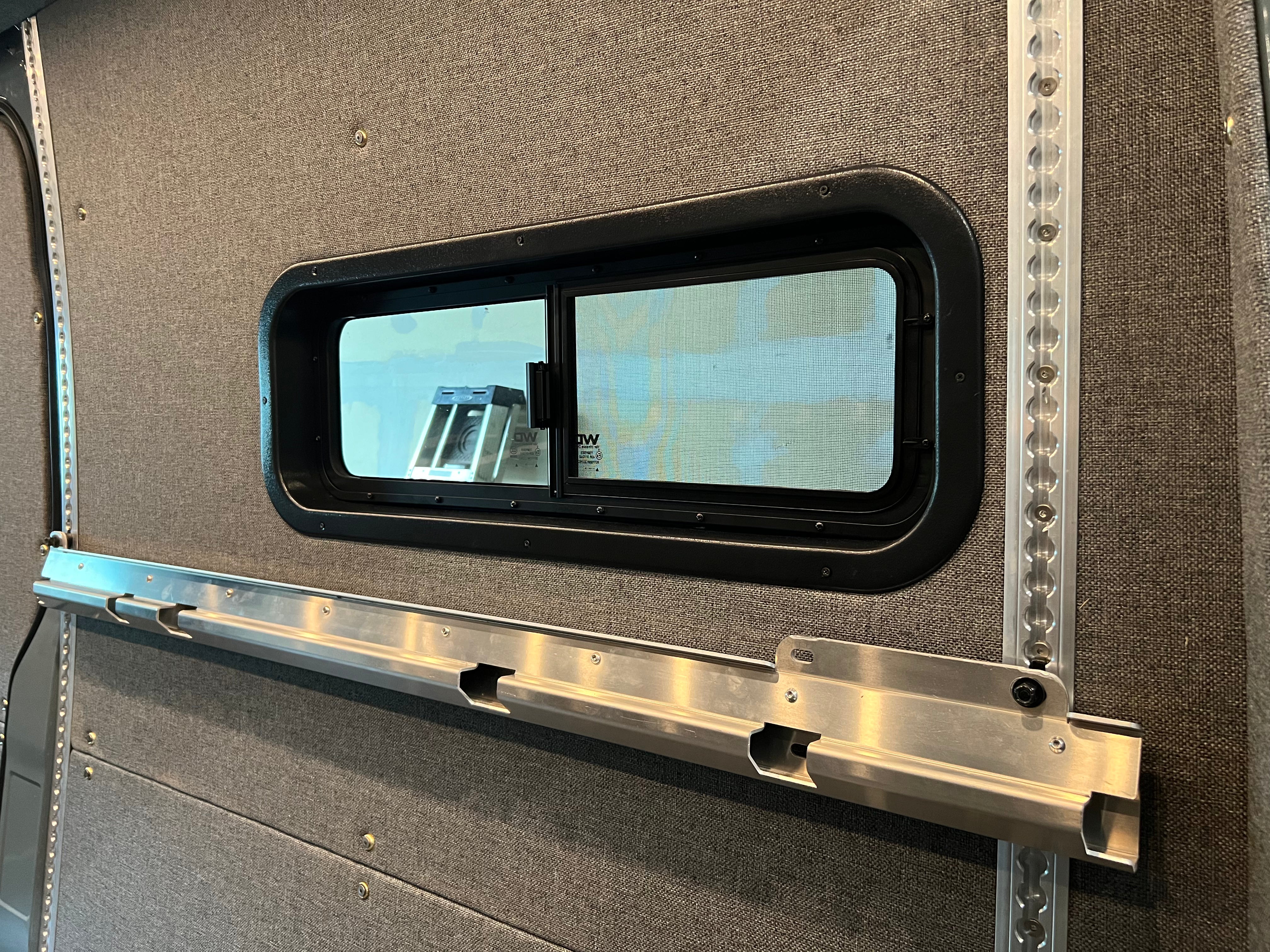 GoCode Mercedes Sprinter Rear Half-Slider Window Trim Ring