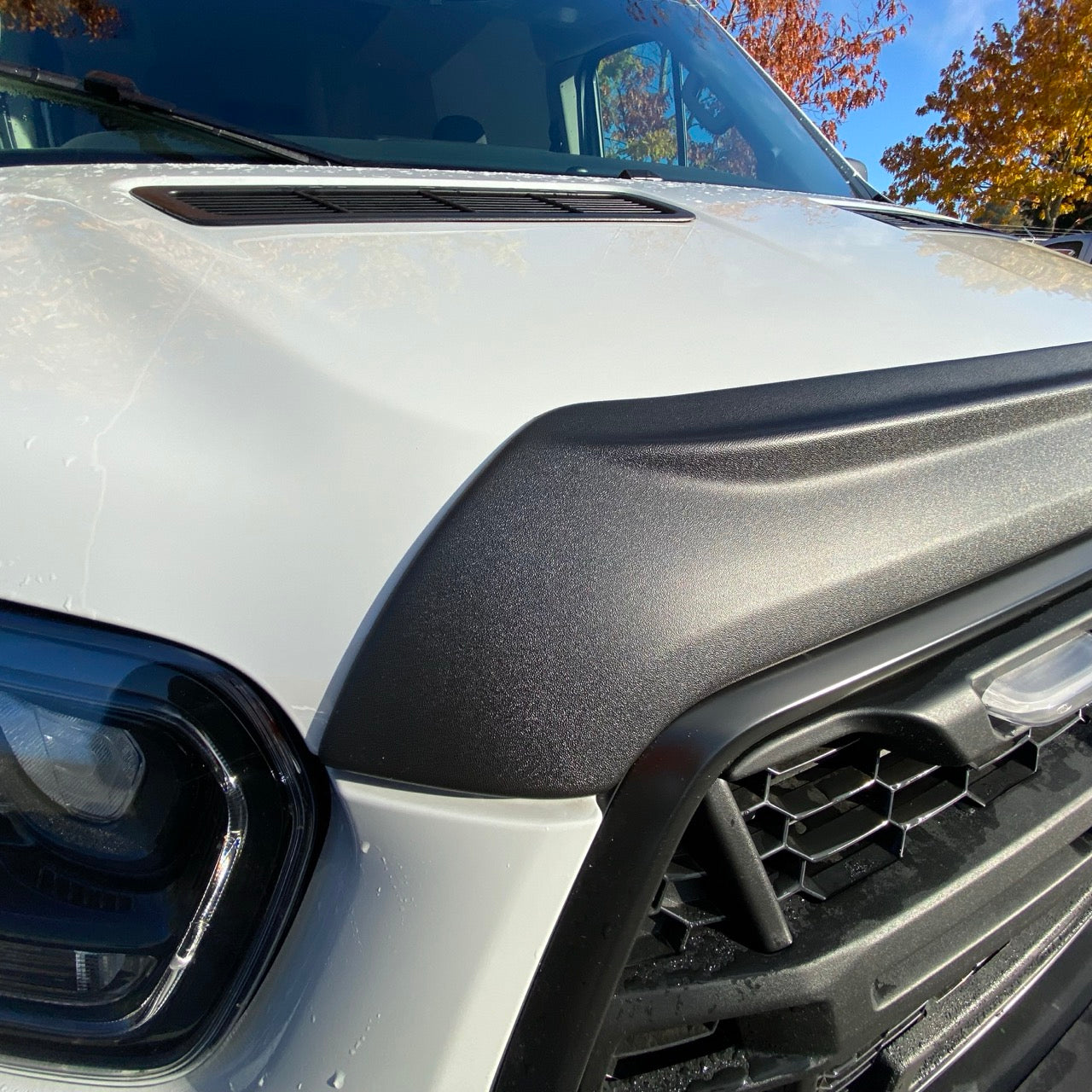 Aero Hood Spoiler for Ford Transit 2021+ – Paint Protection and Debris Deflection