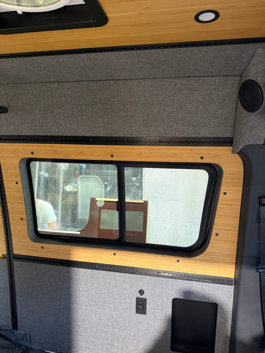 GoCode Mercedes Sprinter Universal Driver Mid Trim Ring