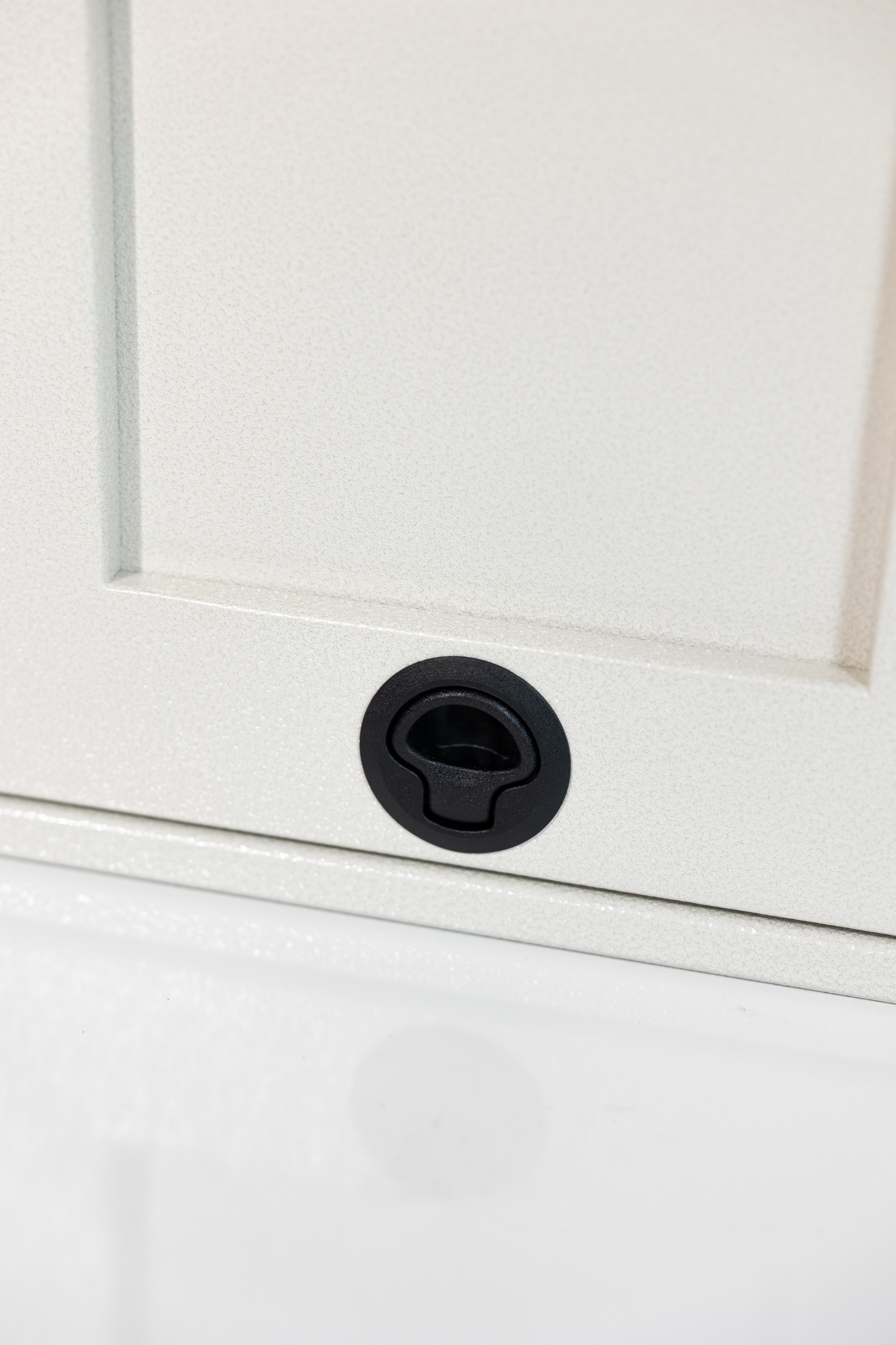 16" Upper Cabinet