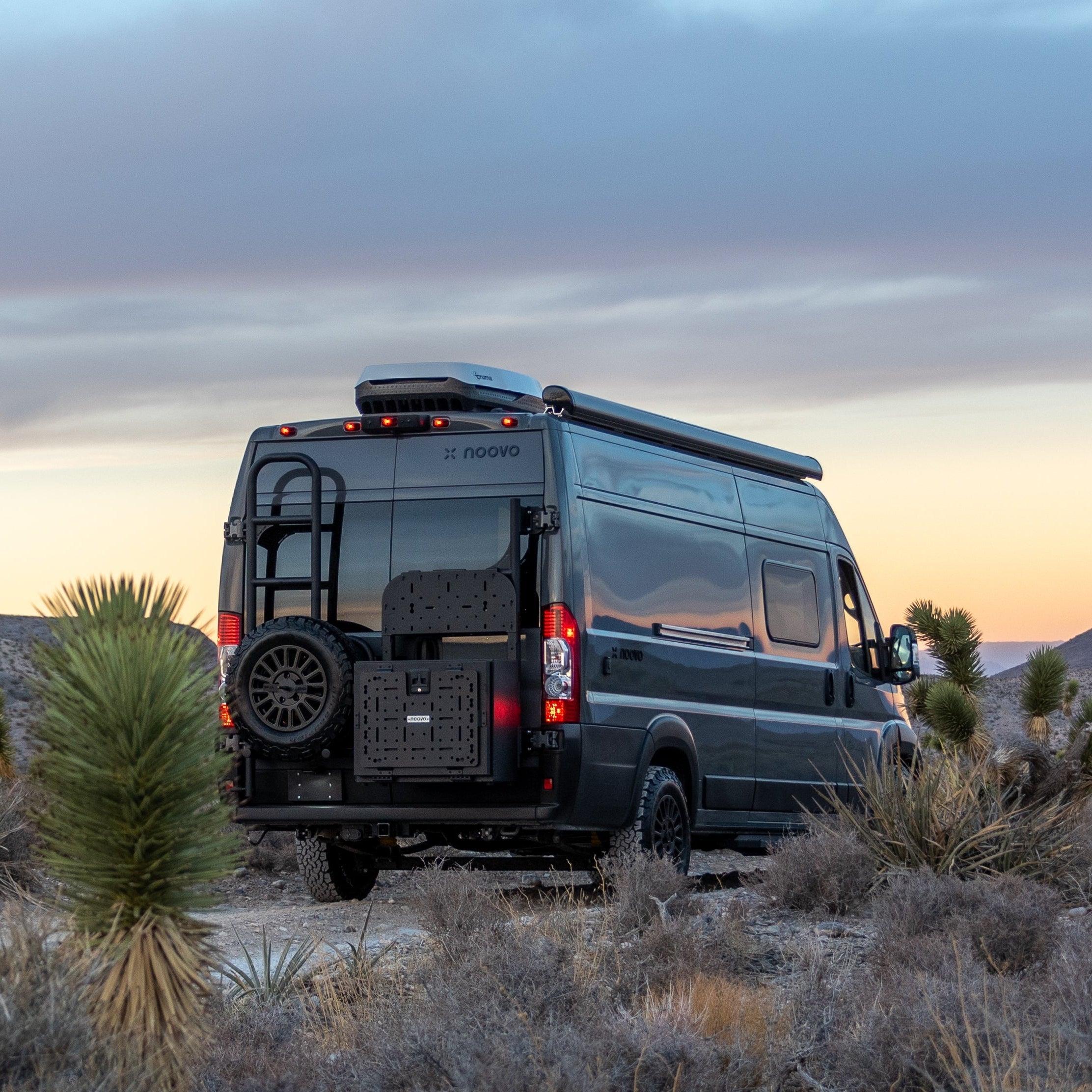 Rover Vans Gear Box Tactical Edition Black