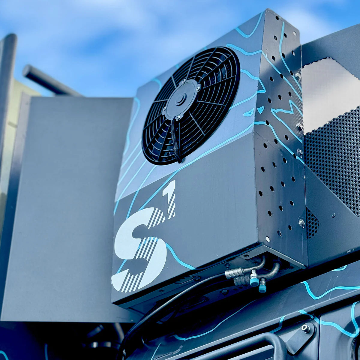 Nomadic Innovations S1 - 12V Split System Air Conditioner