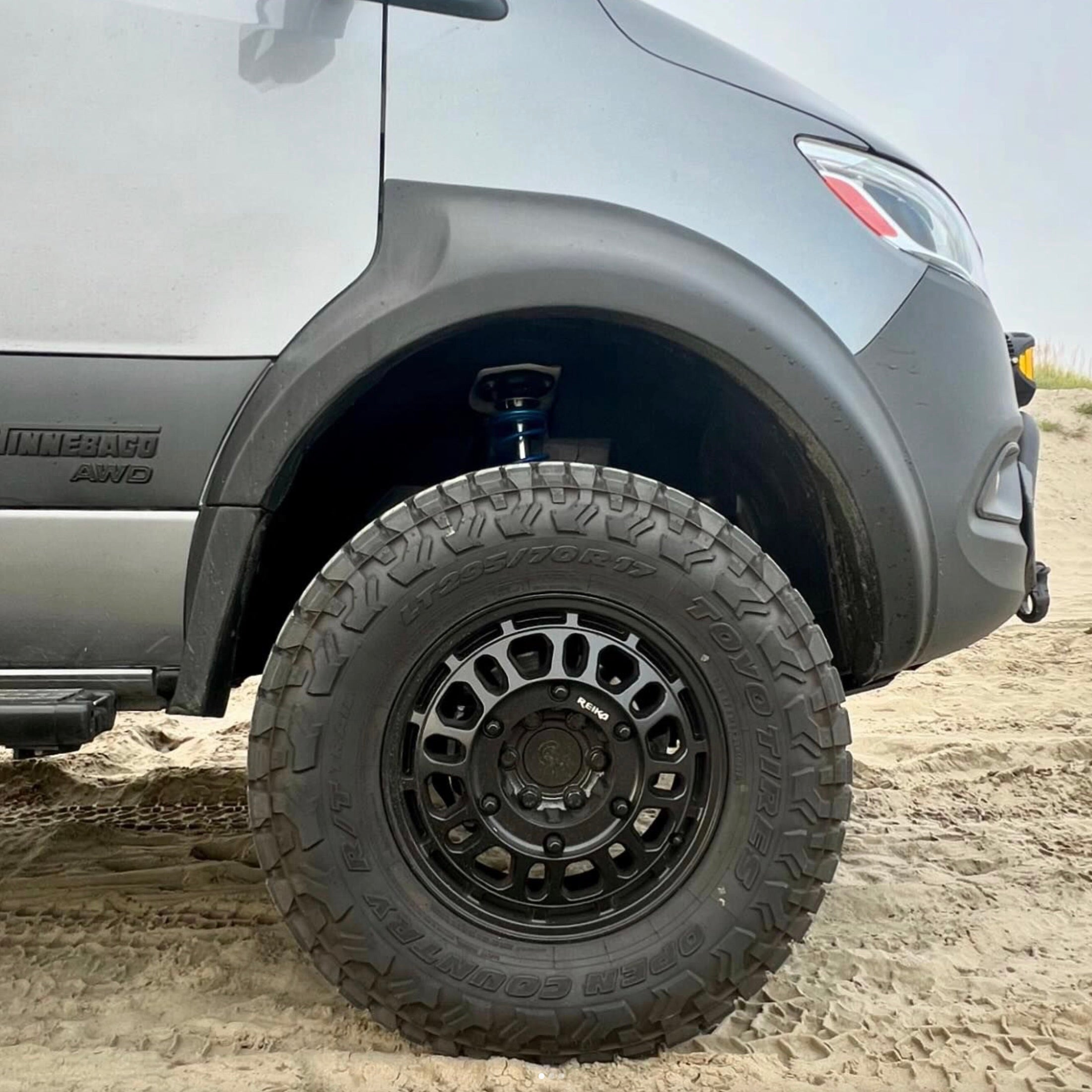 Desert Defender Classic Fender Flares – Rounded Rear Arch, Single Cut Install for 2019–2025 Sprinter