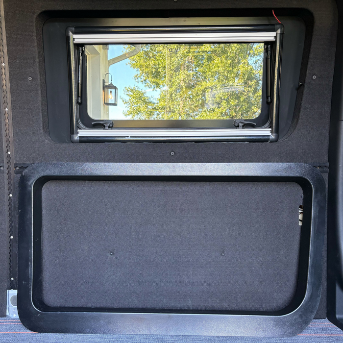 GoCode Mercedes Sprinter Universal Driver Mid Trim Ring