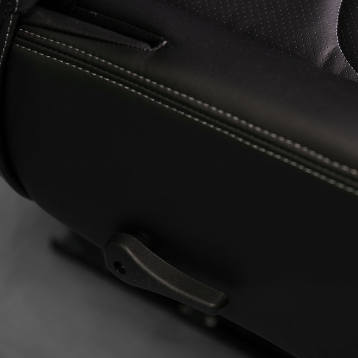 CVC 20” VIP Captain Seat - Swivel Base