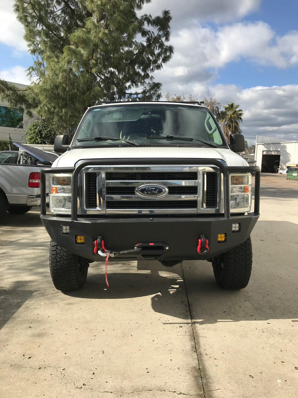 Aluminess Ford E-Series Front Winch Bumper (2008-2014)_Front View - Campervan HQ