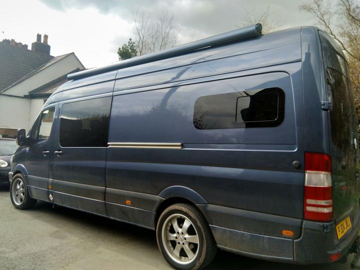 Van Bunk Half-Slider Window Driver Side 40" x 15" 2007-2024 (UBW-L4015-HSS-6300 P)