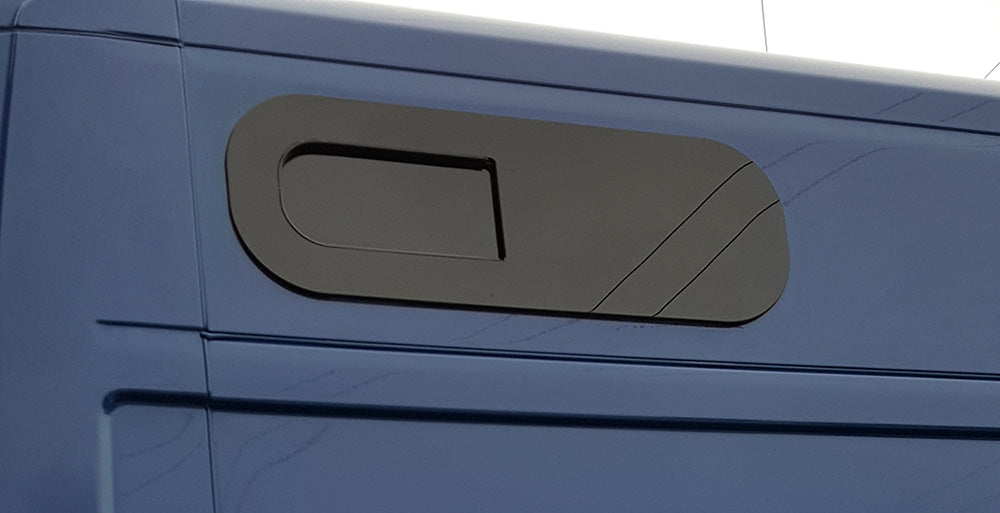 AMA Slider Bunk Window 580-200mm