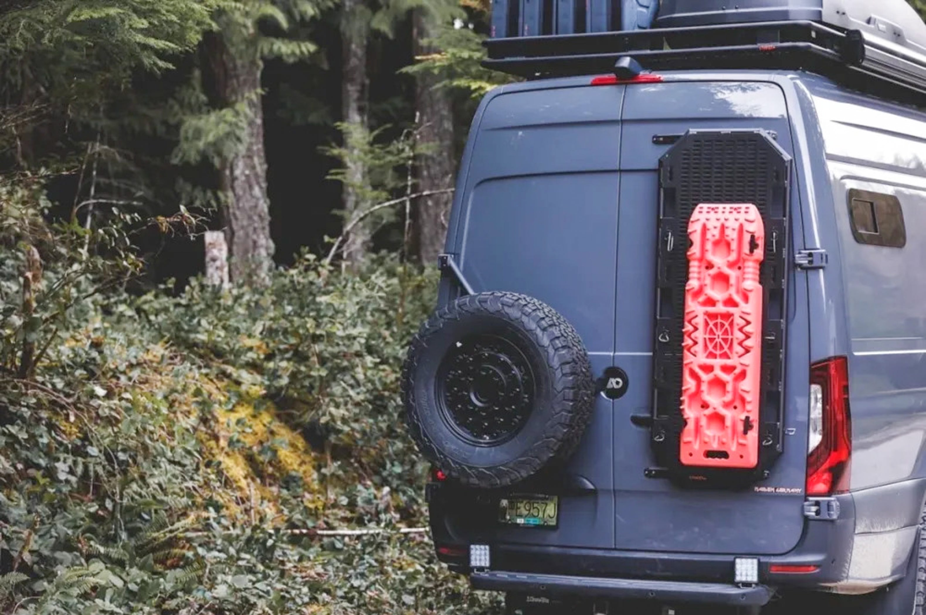 Stoked MULT Rack Van Land